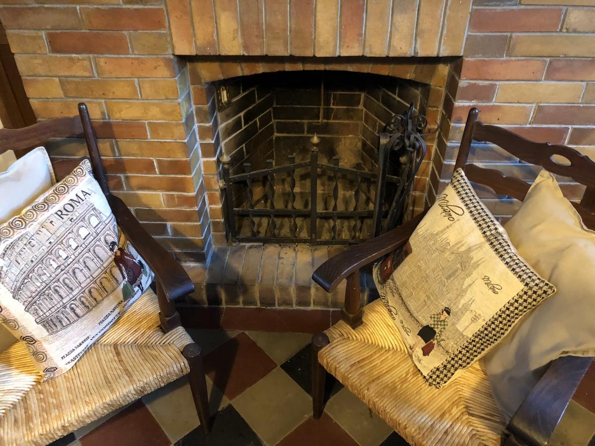 L'Ago Nel Pagliaio Apartment Turbigo Luaran gambar